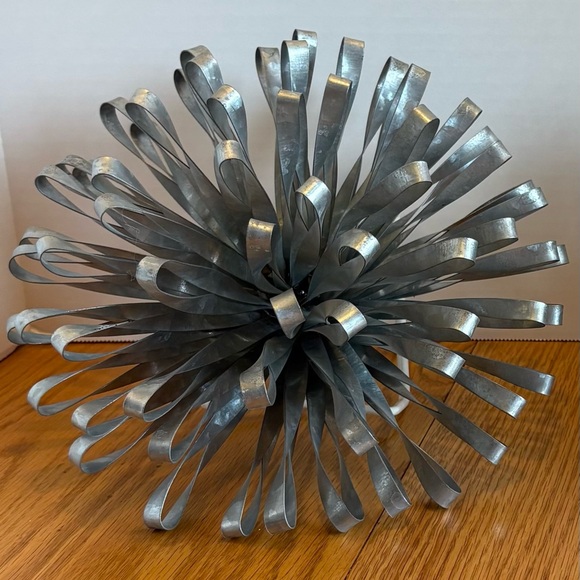 unbranded Other - Industrial Modern Metal Wall Sculptures Pair Silver‎ Burst Flower Art Decor 12”